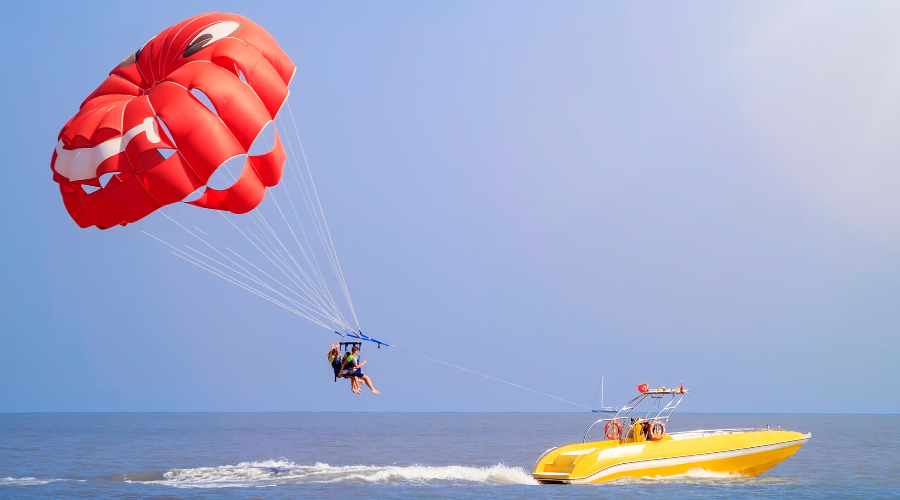 Parasailing - Gallery Image 2