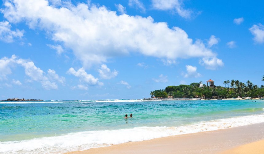 Unawatuna Beach - Gallery Image 1