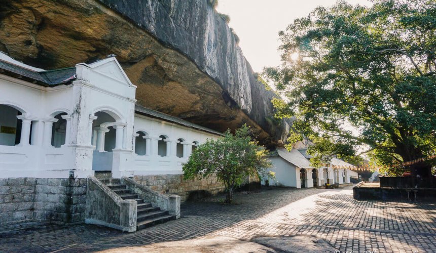 Dambulla Cave Temple - Gallery Image 1