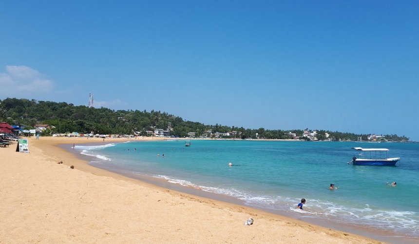 Unawatuna Beach - Gallery Image 3